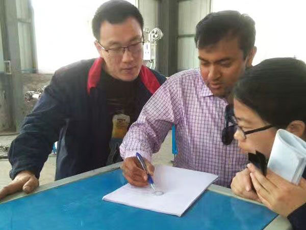 印度客户来公司验收设备